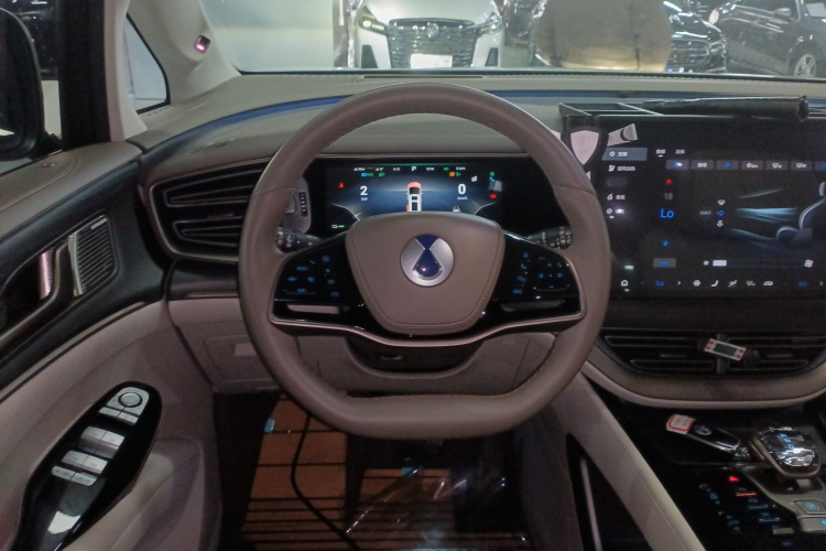 腾势D9 2022款 DM-i 970 四驱旗舰型局部细节13