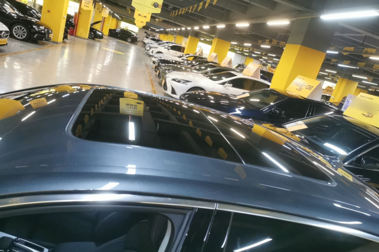 奥迪A4L 2025款 200万辆悦享版 40 TFSI 时尚动感型局部细节57