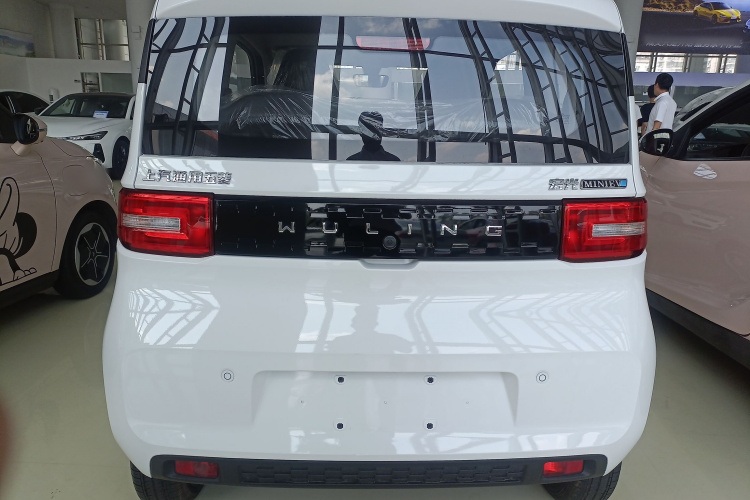 五菱汽车 宏光MINIEV 2022款 轻松款 磷酸铁锂车身外观6004