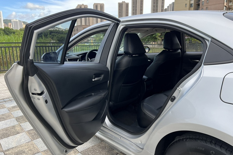 丰田 卡罗拉 2021款 TNGA 1.5L CVT先锋版中控内饰7009