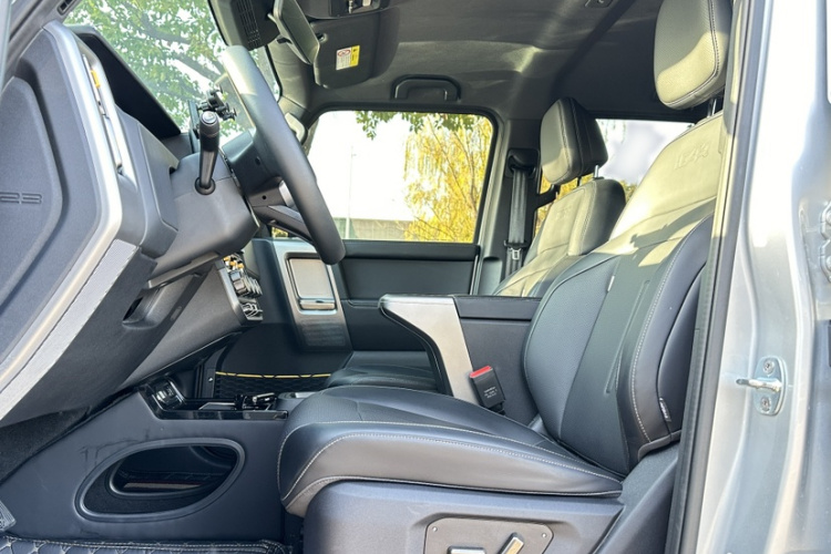 奇瑞iCAR V23 2025款 401两驱进阶版中控内饰7004