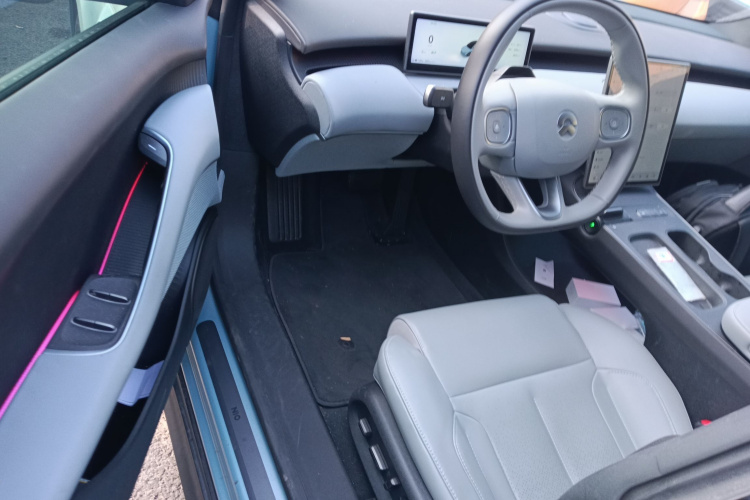 蔚来ET5 2024款 75kWh中控内饰7003