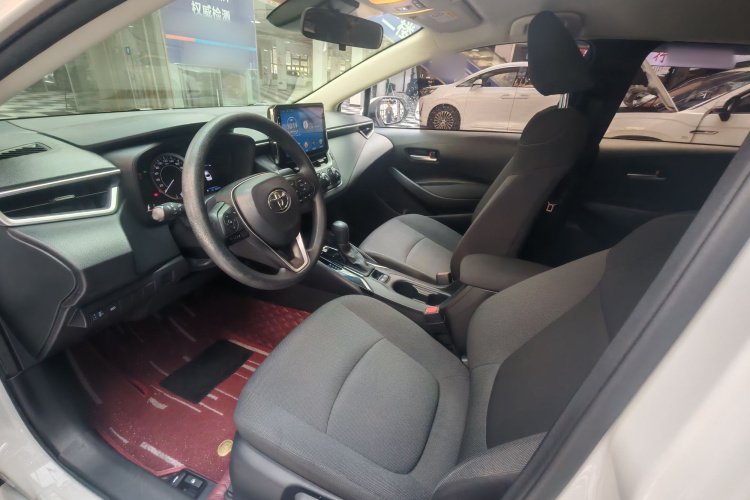 丰田 卡罗拉 2019款 1.2T S-CVT GL先锋版中控内饰7003