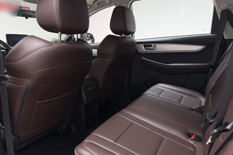 东风风行 风行T5 2022款 盛世款 1.6L 手动筑梦版五座中控内饰7002