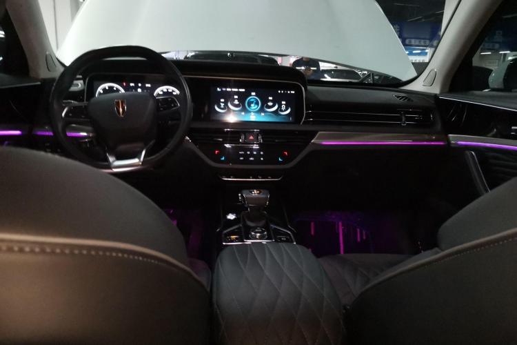 红旗HS5 2022款 改款 2.0T 智联旗享版中控内饰12