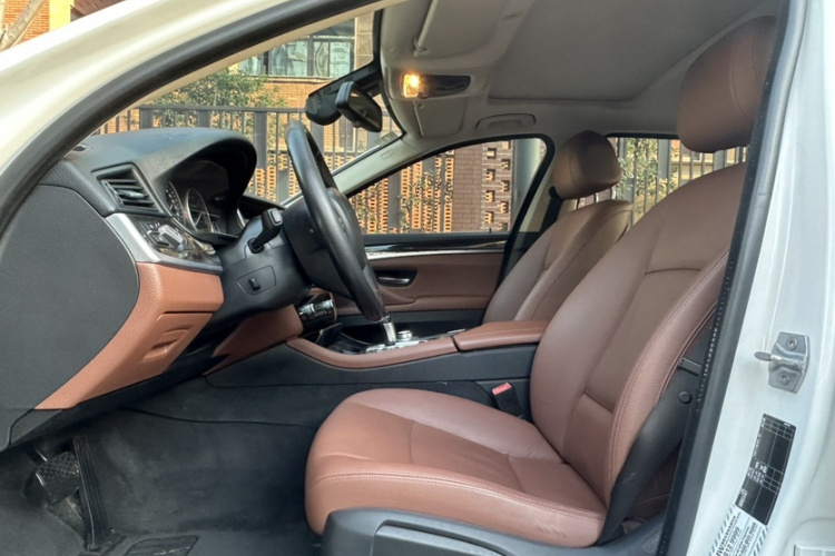 宝马5系 2017款 525Li 领先型中控内饰7005