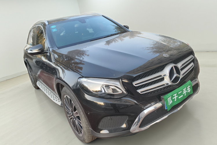 奔驰GLC 2018款 GLC 200 4MATIC车身外观3