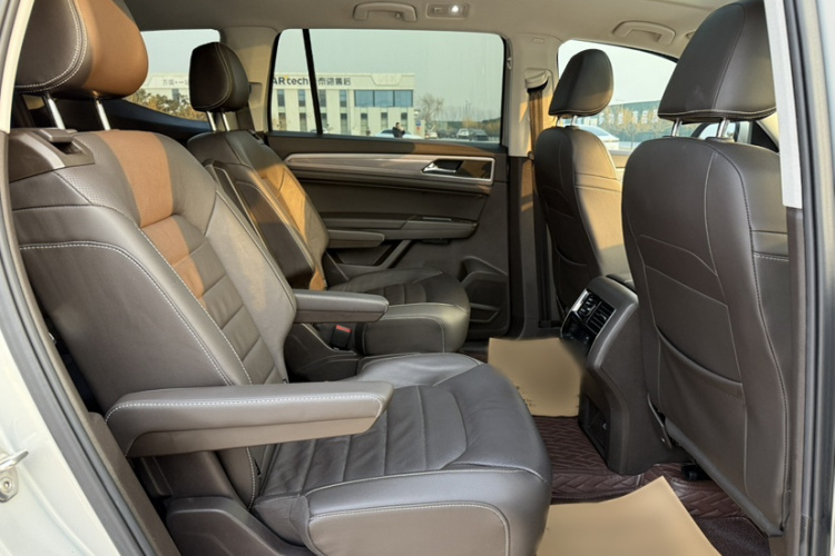 大众 途昂 2017款 380TSI 四驱豪华版局部细节9004