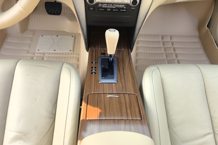 日产 天籁 2011款 2.5L XL领先版中控内饰7005