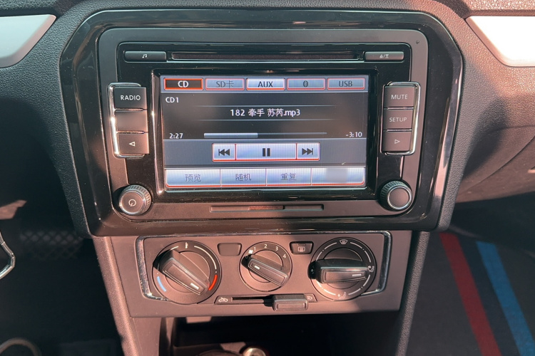 大众 捷达 2015款 质惠版 1.6L 自动舒适型局部细节16