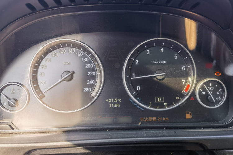 宝马5系 2013款 525Li 豪华型局部细节14