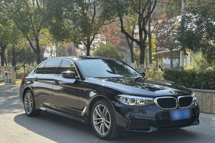 宝马5系 2020款 525Li M运动套装车身外观6002
