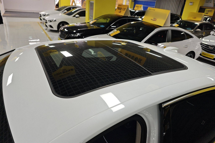 红旗H5 2024款 1.5T HEV智联旗畅版局部细节57