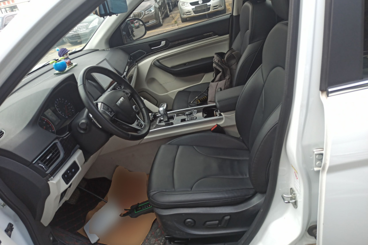 哈弗H6 2018款 蓝标 运动版 1.5T 自动两驱精英型中控内饰19