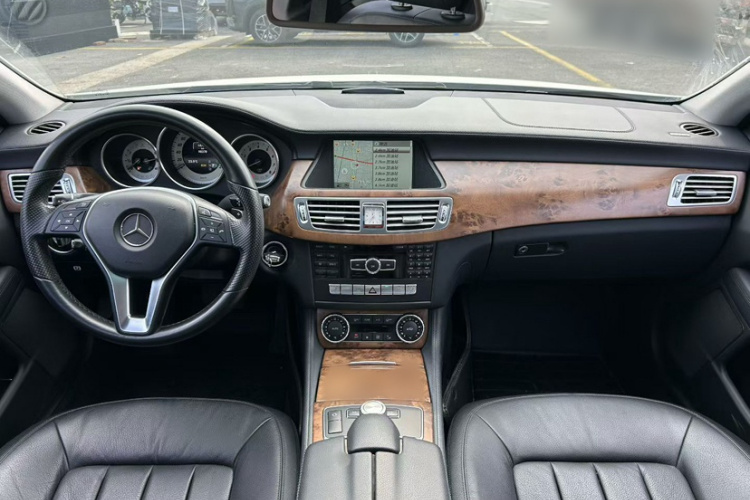 奔驰CLS 2012款 CLS 300 CGI中控内饰7001