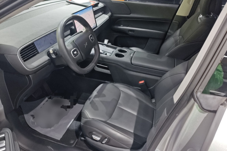 小鹏G6 2023款 755 超长续航 Pro中控内饰19