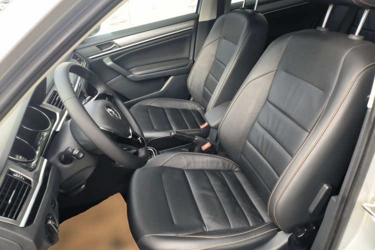 大众 宝来 2016款 1.6L 自动舒适型中控内饰19