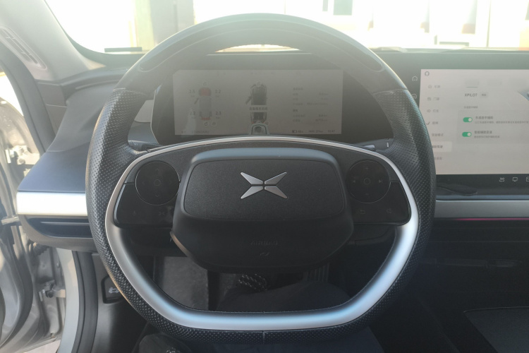 小鹏P7 2022款 480N+局部细节13