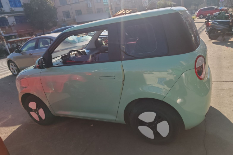 长安启源 长安Lumin 2022款 155km 清甜款车身外观4