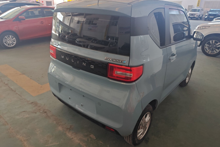 五菱汽车 宏光MINIEV 2021款 马卡龙臻享款 磷酸铁锂车身外观7