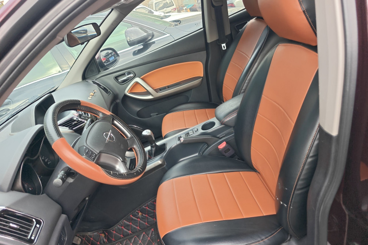 海马S5 2016款 1.6L 手动智能豪华型科技版局部细节19