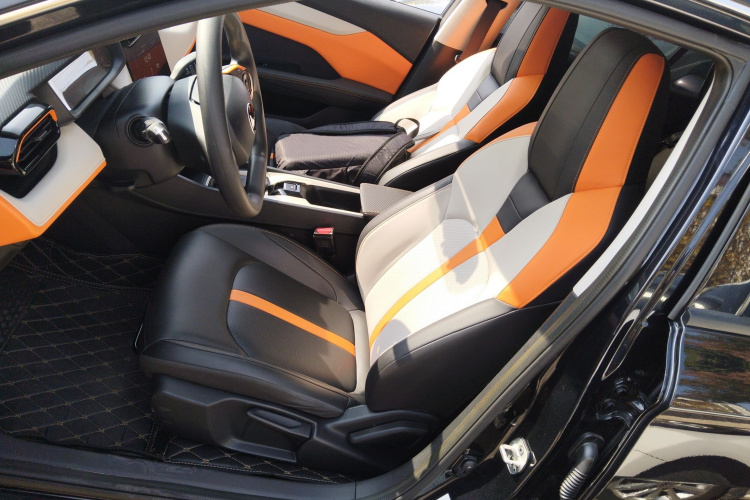 东风风神 奕炫 2023款 1.5L 自动荣耀版中控内饰19