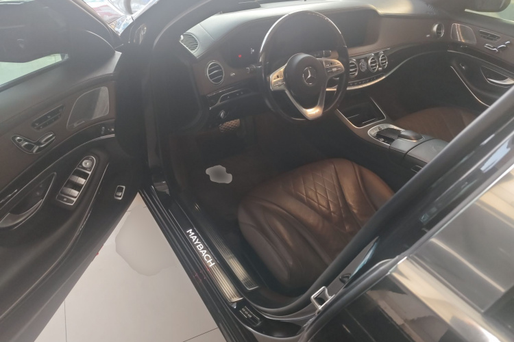 奔驰 迈巴赫S级 2020款 S 450 4MATIC中控内饰20