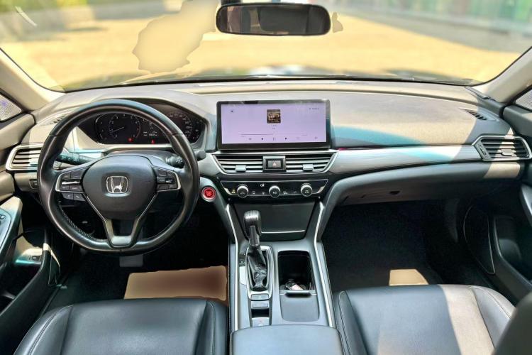 本田 英仕派 2019款 260TURBO 精致版 国VI中控内饰12