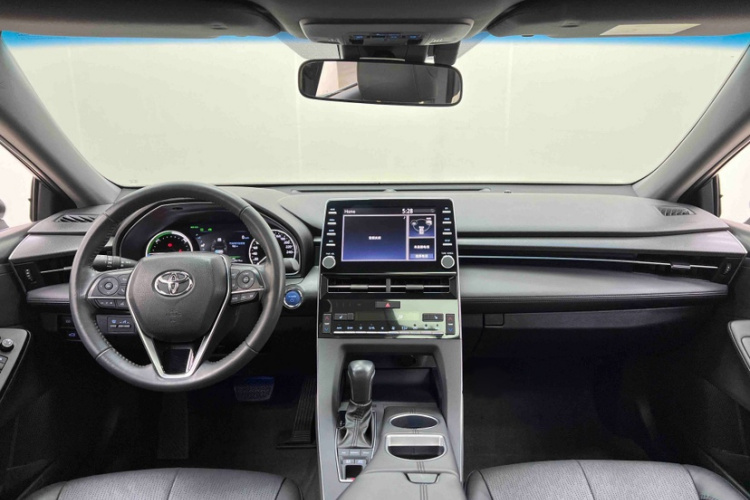 丰田 亚洲龙 2019款 双擎 2.5L XLE尊贵版 国VI中控内饰7002