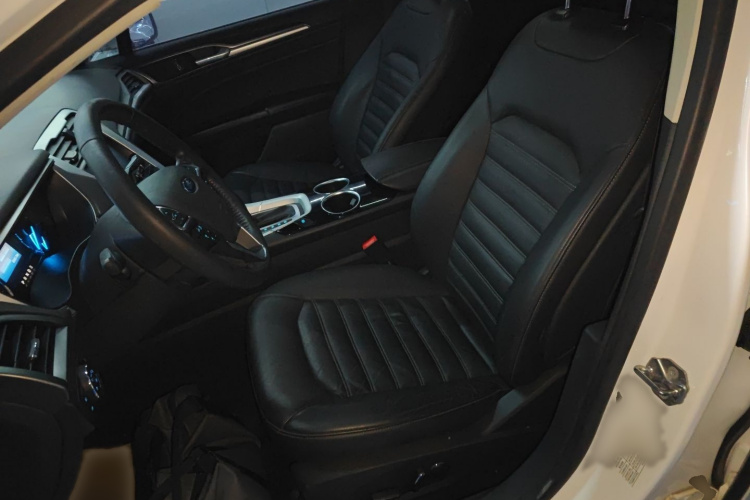 福特 蒙迪欧 2013款 1.5L GTDi180时尚型局部细节19