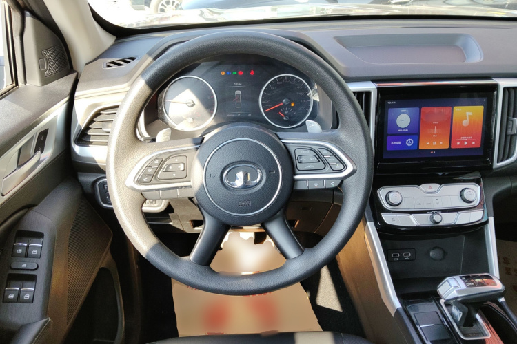 长城 炮 2021款 2.0T商用版自动柴油四驱精英型长箱GW4D20M局部细节13