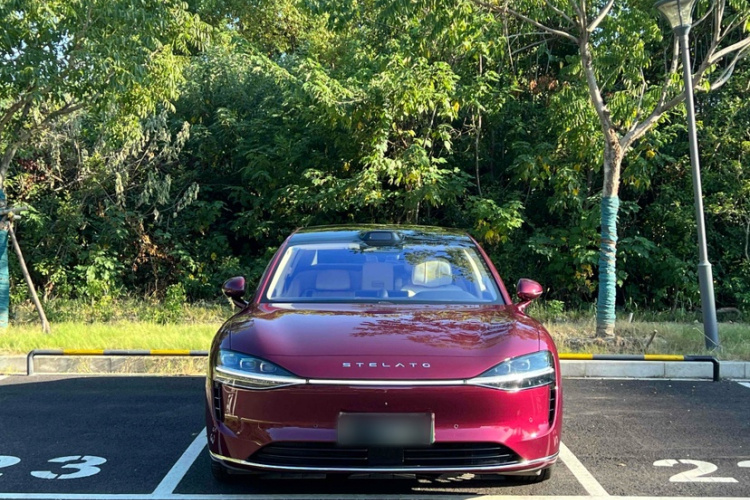 鸿蒙智行 享界S9 2024款 纯电 Ultra 四驱旗舰版车身外观6003