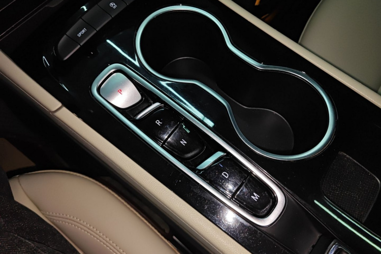 别克 君威 2020款 552T 精英型局部细节18