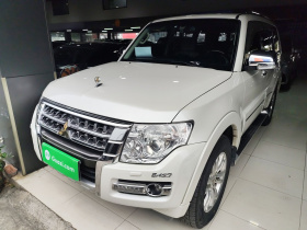 三菱 帕杰罗（平行进口） 