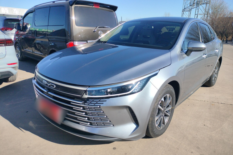 比亚迪 驱逐舰05 2024款 荣耀版 DM-i 55KM 豪华型车身外观1