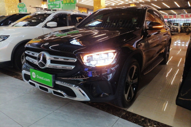 奔驰GLC 2022款 改款二 GLC 260 L 4MATIC 动感型车身外观1