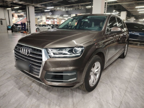 奥迪Q7 2016款 40 TFSI 舒适型