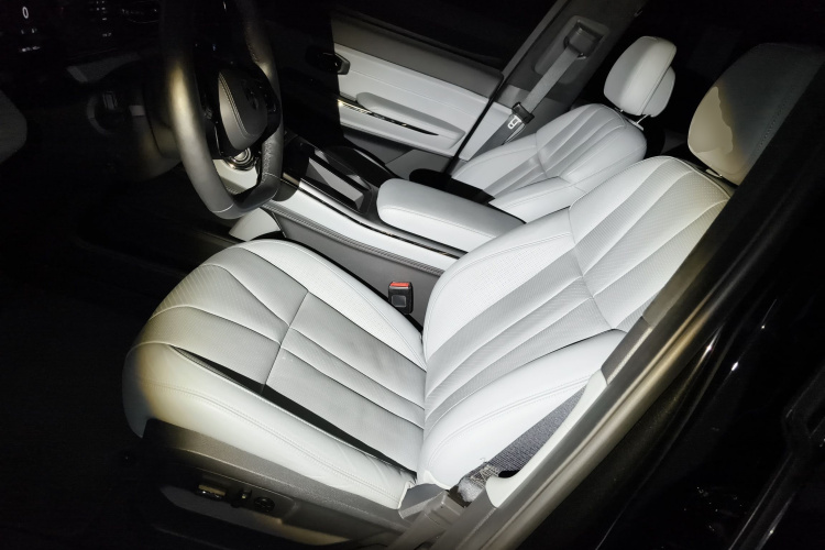 蔚来ES8 2020款 580KM 七座版中控内饰19