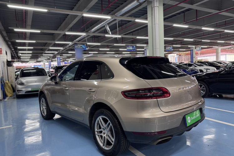 保时捷 2016款 Macan 2.0T车身外观6002