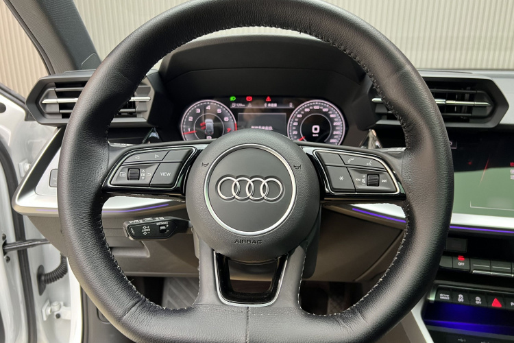 奥迪A3 2024款 Sportback 35 TFSI 豪华运动型中控内饰7002