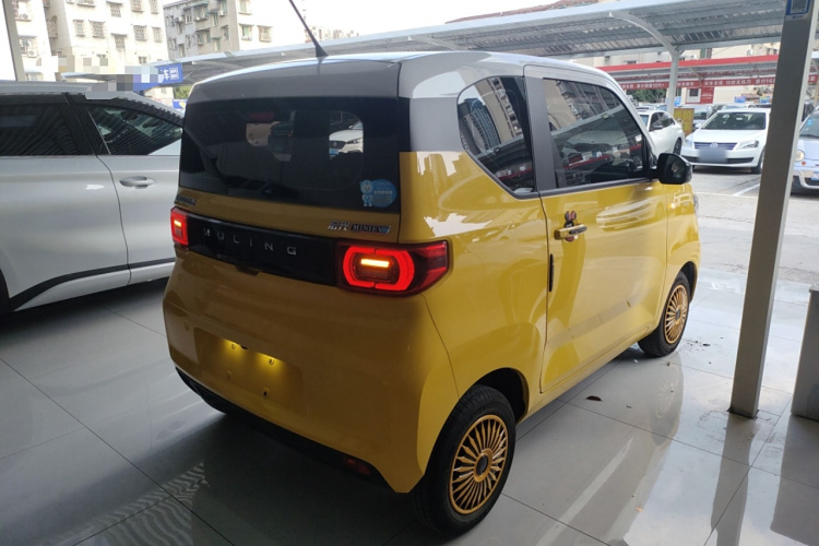 五菱汽车 宏光MINIEV 2021款 马卡龙臻享款 三元锂车身外观7