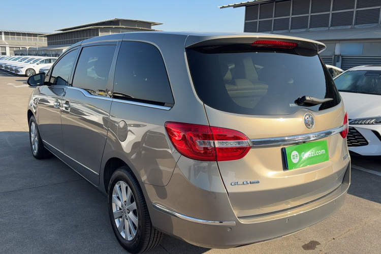 别克GL8 2018款 28T 尊贵型 国VI车身外观6006