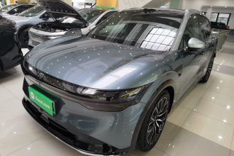 极氪7X 2025款 100kWh 长续航四驱智驾版