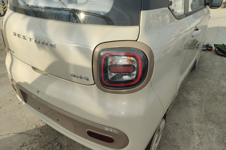 奔腾小马 2026款 222km 萌趣马 Plus车身外观9