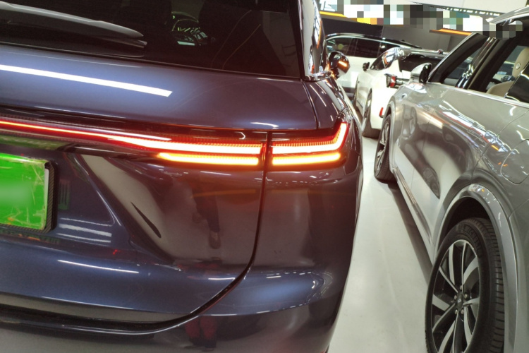 蔚来ES7 2022款 75kWh车身外观6006