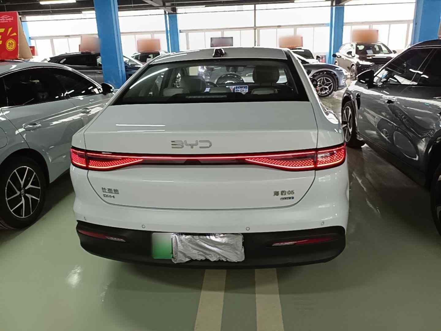 比亚迪 海豹05 DM-i 2025款 DM-i 智驾版 120KM旗舰型(3)