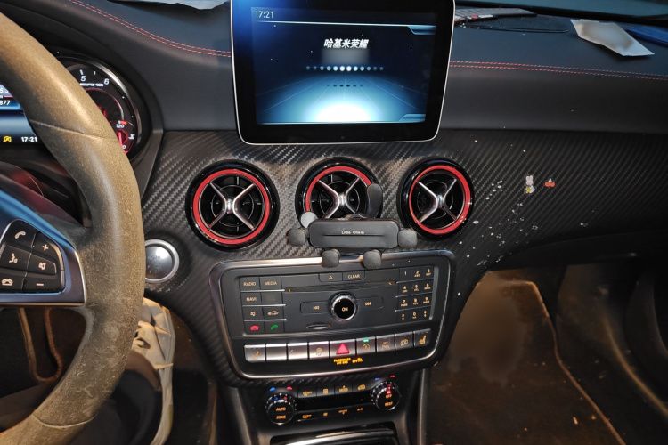 奔驰A级AMG(进口) 2017款 改款 AMG A 45 4MATIC局部细节16