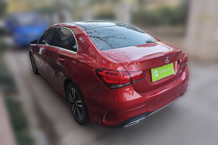 奔驰A级 2019款 改款 A 180 L 运动轿车车身外观6003