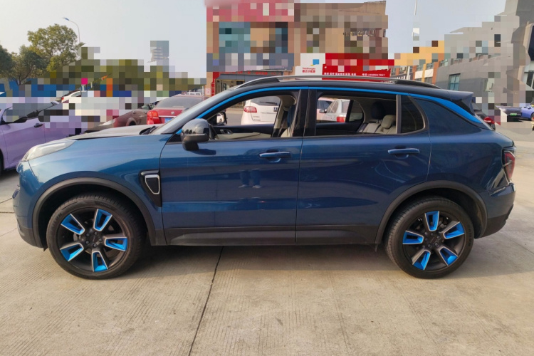 领克01 2019款 2.0T 两驱耀Pro版 国VI车身外观4