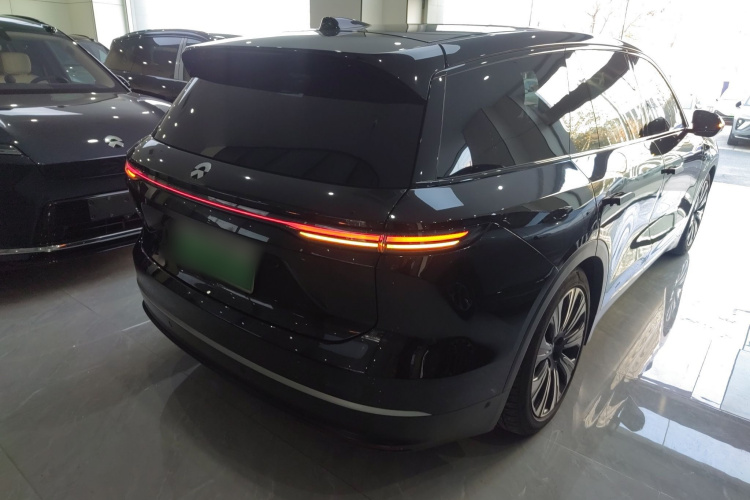 蔚来ES8 2023款 75kWh车身外观7